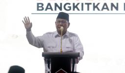Prabowo Beri Bantuan 10 Unit Kapal ke Nelayan, Bukti Konkret Sejahterakan Rakyat - JPNN.com