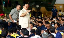 Hasil Survei Terbaru: Elektabilitas Prabowo Subianto Teratas, Selisih Tebal Banget - JPNN.com