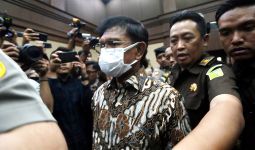 Kubu Johnny Plate Bantah Seret Jokowi pada Kasus Korupsi BTS, Maksudnya Begini - JPNN.com
