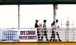 Hasil Survei: Kepuasan Terhadap Jokowi Merosot, Ganjar Capres Potensial Pertama - JPNN.com