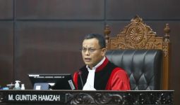 Soal Putusan MK, Prof Yusril Bilang Mahkamah Keluarga Tak Terbukti - JPNN.com