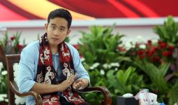 Tegak Lurus Kepada Jokowi, Sukarelawan Deklarasikan Rumah Gibran - JPNN.com