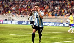 Hattrick Claudio Echeverri Bawa Argentina Menghancurkan Brasil di Piala Dunia U-17 - JPNN.com