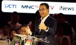Jokowi Anggap Debat Ketiga Capres Serang Personal, Anies: Presiden kok Komentar Soal Debat - JPNN.com