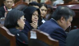 Sangat Menghormati Presiden, Hakim Konstitusi Ogah Panggil Jokowi dalam Sidang di MK - JPNN.com