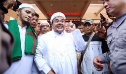 Habib Rizieq Keluarkan Perintah Terbaru dari Balik Penjara, Semua Harus Patuh - JPNN.com