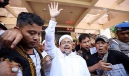 Habib Rizieq Boikot 2 Jenderal, Eks Kuasa Hukum: Merugikan Diri Sendiri - JPNN.com