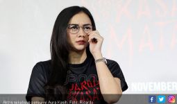 Soal 'Pabrik Susu', Aura Kasih Akhirnya Maafkan Yan Widjaya - JPNN.com