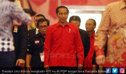 Jokowi Bagi Sembako Bentuk Kampanye, Tidak Relevan Lagi - JPNN.com