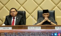 5 Berita Terpopuler: Amien Rais dan Jokowi Akrab, Darmizal Demokrat Menangis, Warga Sipil Kena Tembak - JPNN.com