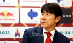 Gagal Bawa Indonesia Rebut Emas SEA Games 2021, Shin Tae Yong Langsung Tebar Janji Manis - JPNN.com