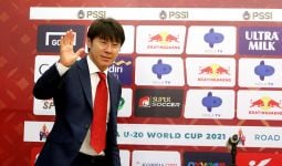 Malaysia Rekrut Pelatih asal Korea Selatan, Shin Tae Yong Buka Suara - JPNN.com