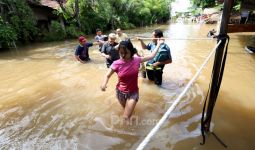 4 Kiat Agar Tak Mudah Sakit Selama Musim Hujan - JPNN.com