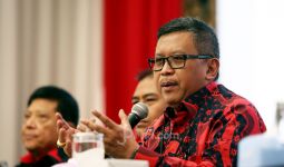 Menilai Kepemimpinan Anies di Jakarta, Hasto Teringat Era Jokowi dan Ahok - JPNN.com