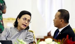 Apakah MPR Berhak Meminta Jokowi Pecat Sri Mulyani? - JPNN.com