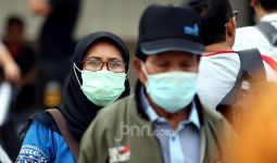 Jabar Wajibkan Masyarakat Gunakan Masker Saat Keluar Rumah Dengan Tetap Jaga Jarak dan Rajin Cuci Tangan - JPNN.com