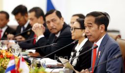 CSIIS: Reshuffle Kabinet Bisa Saja Sasar Menag dan Mendes PDTT - JPNN.com