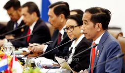 Pertumbuhan Ekonomi Kuartal III Negatif Lagi, Ini Perintah Pak Jokowi untuk Para Menteri - JPNN.com