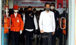 Survei IPO, Sebagian Besar Responden Ingin Jokowi Reshuffle Kabinet  - JPNN.com