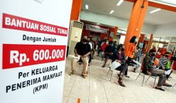 Bansos Jokowi Bantu Jaga Daya Beli Masyarakat - JPNN.com