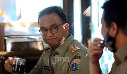 Masa Jabatan Anies Baswedan Mau Berakhir, Ferdinand Berencana Rayakan dengan Tumpengan - JPNN.com