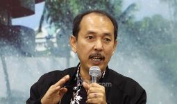 Gantikan Luqman Hakim, Yanuar Prihatin Resmi Duduki Kursi Pimpinan Komisi II DPR - JPNN.com