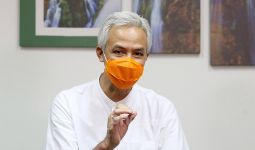 Mulyadi Bercerita kepada Ganjar soal Dompet Cokelat yang Ditemukan di Jalan, Uangnya Rp 15 Juta - JPNN.com