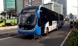 Pejalan Kaki Tewas Ditabrak Bus TransJakarta di Jaksel, Begini Kejadiannya - JPNN.com