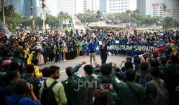 Jokowi Tak Respons Ultimatum, BEM SI Unjuk Rasa Hari Ini, Berapa Jumlah Massanya? - JPNN.com