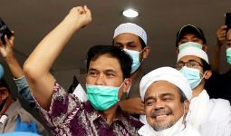 Habib Rizieq & Munarman Tak Masuk Kepengurusan FPI Versi Baru, Ini Alasannya - JPNN.com