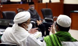 Habib Rizieq Shihab Tuduh Bima Arya Berbohong di Persidangan - JPNN.com