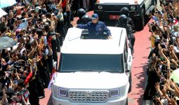 Presiden Prabowo Bilang Tak Ada Lagi Mobil Impor untuk Menteri, Luar Biasa - JPNN.com