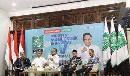 Diskusi di Kantor PKB, Pakar Mesin Dorong Pemerintah Dukung Industri Baterai EV - JPNN.com