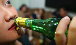 Sering Konsumsi Minuman Alkohol Rentan Kena Kanker Hati? - JPNN.com