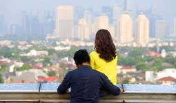 Jatuh Cinta dengan Janda yang Kehilangan Pasangannya, 5 Trik Ini Membantu Meluluhkan Hatinya - JPNN.com
