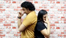 5 Alasan Pasangan yang Telah Menikah Tidak Merasa Bahagia Setelah Memiliki Anak - JPNN.com