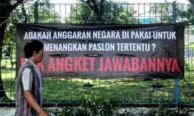 Spanduk Hak Angket Jawabannya Tersebar di Jakarta - JPNN.com