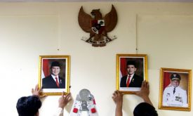 Pemasangan Foto Presiden dan Wakil Presiden 2024-2029 di Sekolah - JPNN.com