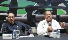 Diskusi soal Polemik Pagar Laut di DPR - JPNN.com