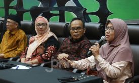 Menjaga Dunia Pendidikan Dari Pengaruh Negatif Media Sosial - JPNN.com