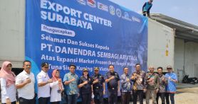 Bea Cukai Gresik bersama Export Center Surabaya melepas ekspor produk-produk tenggiri wahoo dan tuna yang diproduksi oleh PT Danendra Sembagi Arutala.Jakart. Foto: dok Bea Cukai - JPNN.com