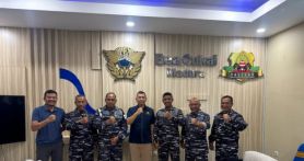 Kepala Kantor Bea Cukai Madura M. Syahirul Alim menerima kunjungan kerja dari Komandan Pangkalan TNI AL Batuporon Letkol Laut (P) Novyan, Rabu (30/4). Foto: Dokumentasi Bea Cukai - JPNN.com