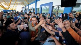 Disambut 7 Ribu Simpatisan, Anies Baswedan Akhirnya Menginjakkan Kaki di Tana Luwu - JPNN.com
