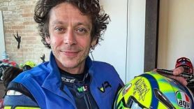 Cara Valentino Rossi Menyulam Kebahagiaan Untuk Korban Banjir - JPNN.com