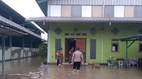 Serang Dilanda Banjir dan Longsor - JPNN.com