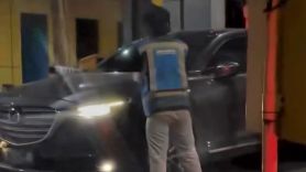 Polisi Buru Pengemudi Mazda CX-5 Penerobos Palang Tol Gayamsari Semarang - JPNN.com