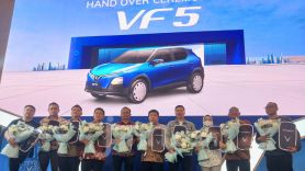 GJAW 2024, Mobil Listrik VinFast VF 5 Resmi Menemui Pemiliknya - JPNN.com