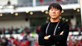 Timnas U-23 Indonesia vs Guinea: Shin Tae Yong Meminta Maaf dan Memohon ke Suporter - JPNN.com