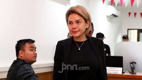 Lolly Sebut Nikita Mirzani Sebagai Ibu Durhaka, Waduh - JPNN.com