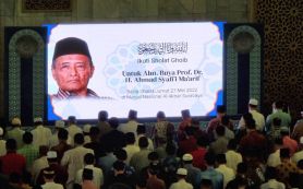 Buya Syafii Maarif Wafat, Khofifah Ajak Salat Gaib di Masjid Al Akbar Surabaya - JPNN.com